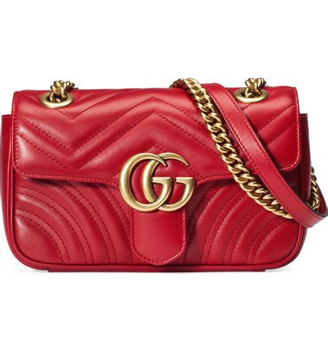 matelassé leather shoulder bag gucci